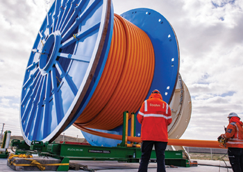 Strohm and Evonik’s carbon fiber/PA12 pipes are now fit to use for hydrocarbons transport