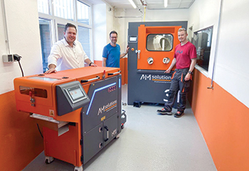 For the post processing of 3D printed components the Klaus Stöcker metal processing company uses the S1 and M1 Basic from AM Solutions – 3D post processing technology 